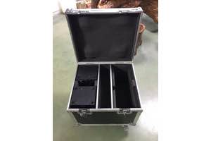 Carica immagine in Galleria Viewer, BEAMZ - FCI604 Flightcase for 4pcs IGNITE60

