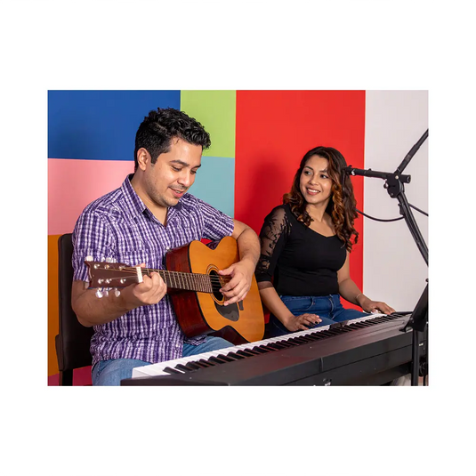 MUSICA MODERNA - PIANO VOCE CHITARRA